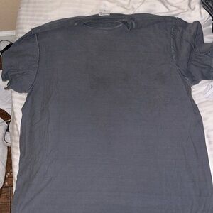 Men’s shirt size Xl